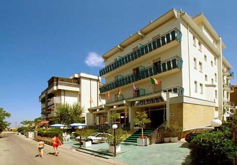 Hotel Dolores Cesenatico Esterno foto